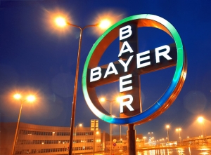 Bayer no se une a ola de fusiones en industria farmacéutica